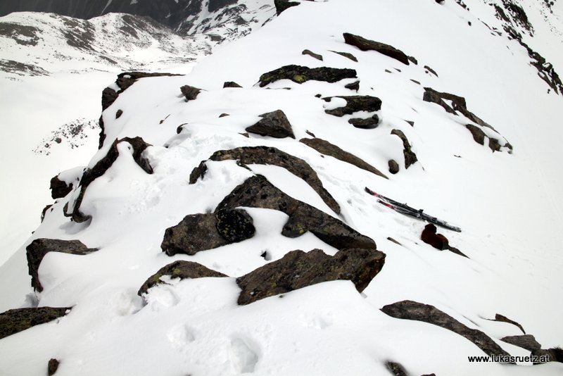 Blick zum Weitkarspitze Skidepot
