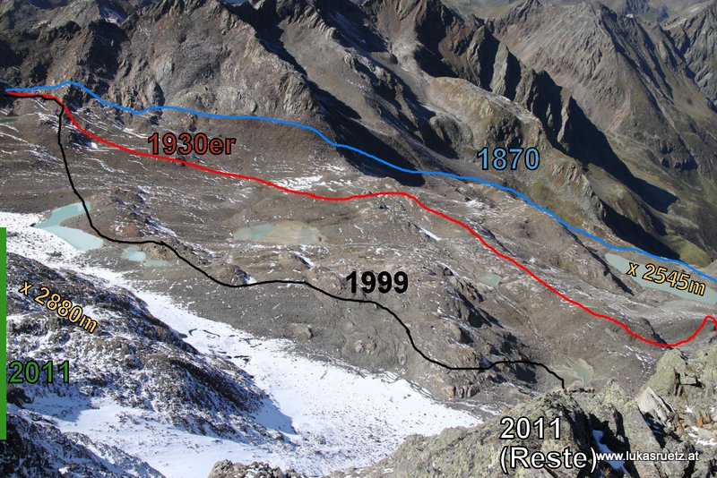 Gletschergrenzen nach Kartenmaterial und Jahr. gelb die Höhenangaben. die wirkliche Gletschergrenze (zusammenhängendes Eis mit Nährgebiet im Sommer) beginnt 2011 ca. 50 Meter hinter dem linken Bildrand=Strich