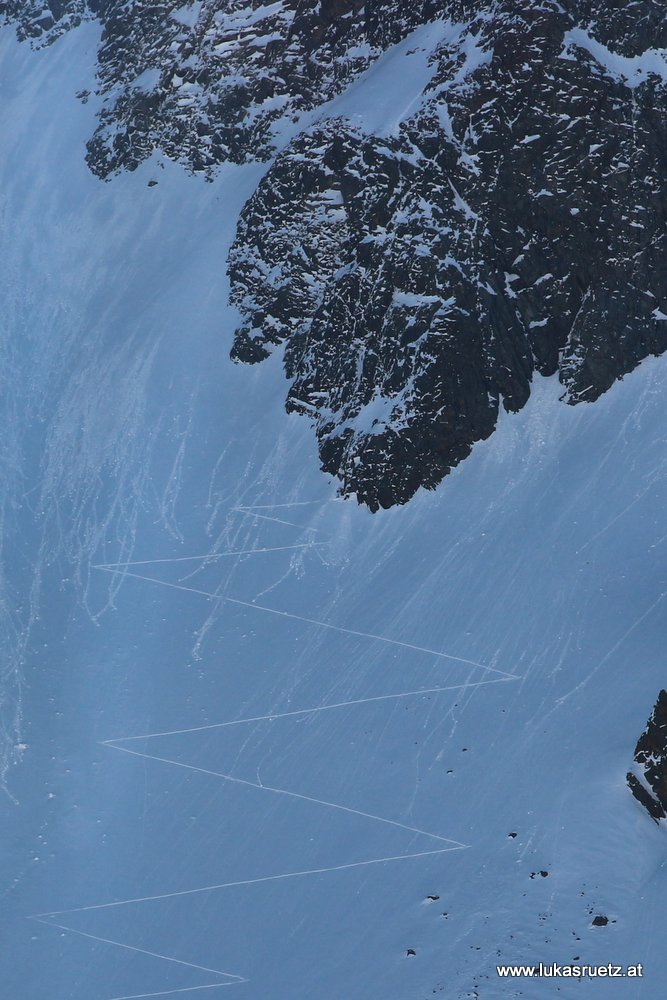 jemand hat gestern die Nordwand und die Brunnenkoglkante gemacht