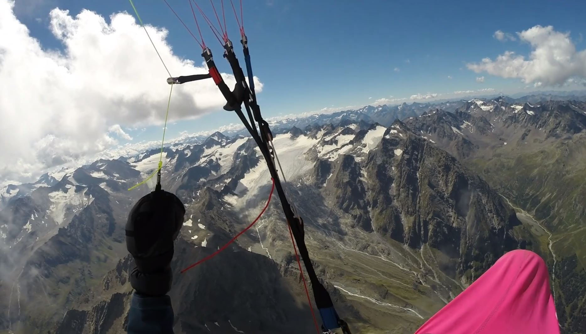 Ein Streckenflug über die Stubaier Alpen