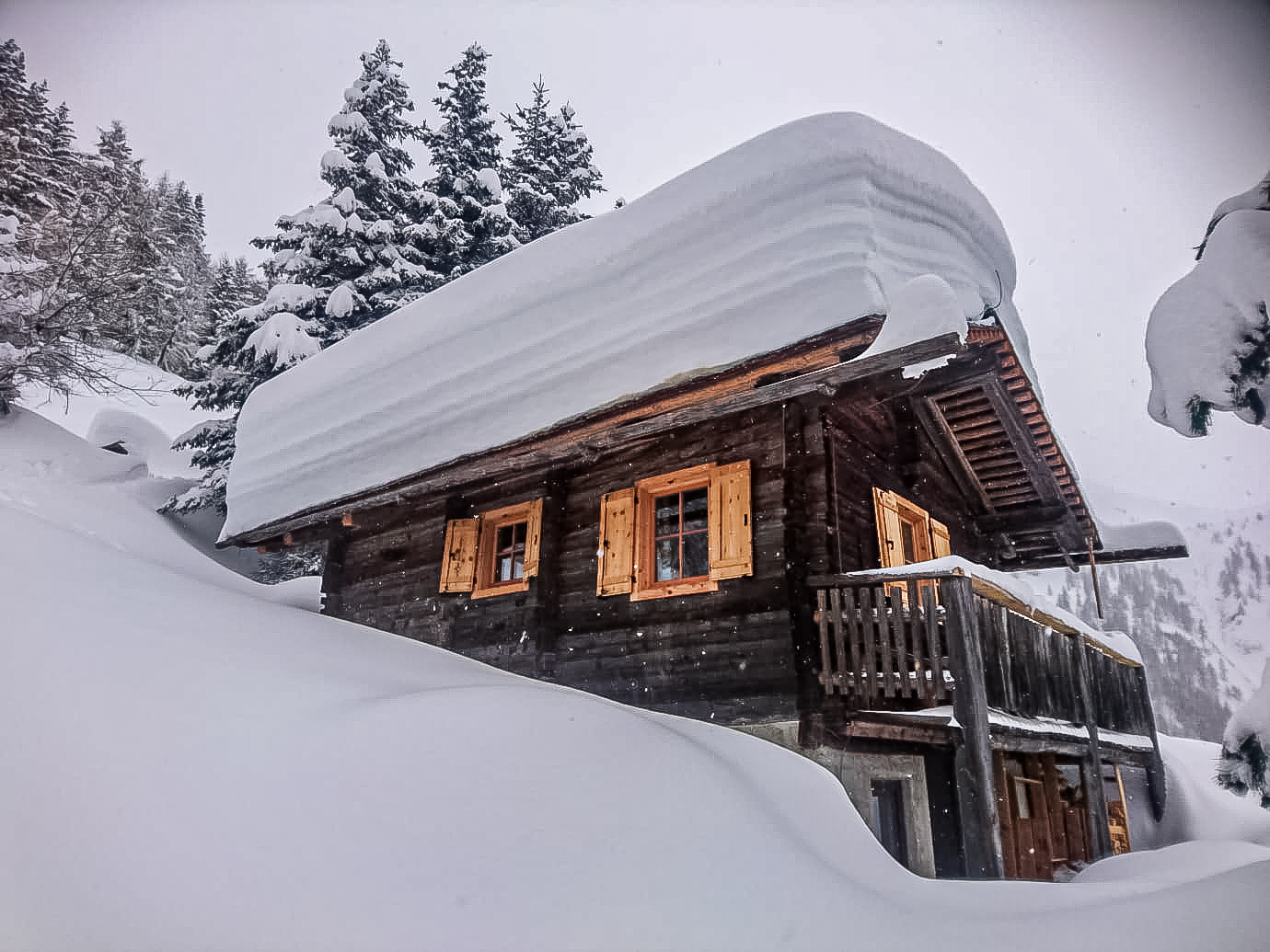 Die Schneelast auf Dächern Eine halbe Tonne Schnee auf jedem Quadratmeter | SchneeGestöber #9 20/21 