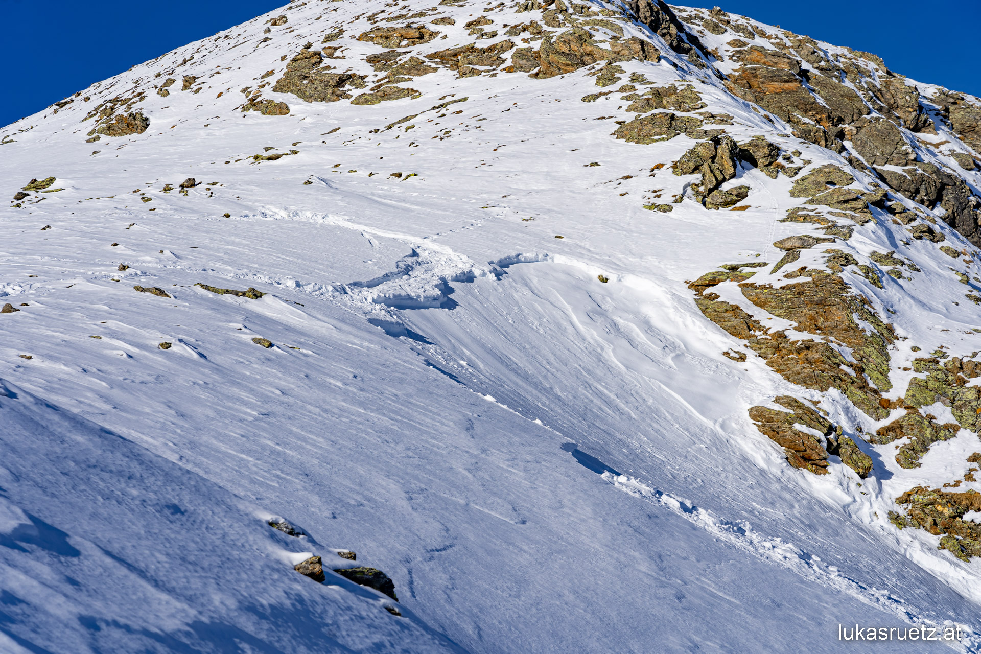 19.12.2022 | Mehrere Lawinenauslösungen im Sellrain: Die Zeit für die allermeisten Skitouren ist in dieser Saison noch nicht reif Liebe hoch-ambitionierte Frühwinter-Skitourengeher...